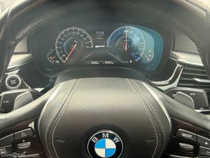 ✅ 530e. Petrol. 73km.  2-Year Warranty. Finance. - Image 2