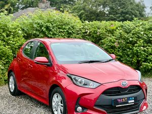 2023 Toyota Yaris 1.5 Hybrid Luna Automatic - Image 2