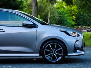 2022 Toyota Yaris 1.0 Petrol Automatic Luna Sport - Image 4