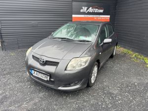 Toyota Auris 1.4 5DR LUNA - Image 3