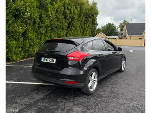 Ford Focus ZETEC 120PS 5DR - Image 3