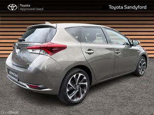 Toyota Auris 1.8 HYBRID SOL AUTOMATIC // UPGRADED - Image 2