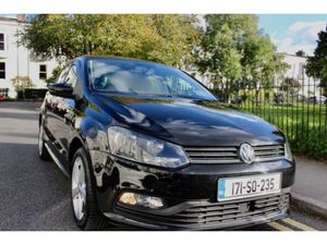 Volkswagen Polo FUN 1.0 60HP , sunroof alloys FSH, - Image 2