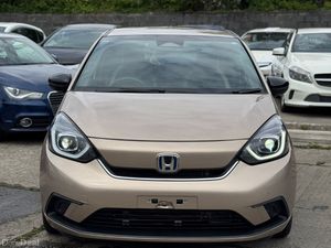 Honda Fit 1.5 Hybrid 24000 KM ONLY 2022 2 KEYS - Image 4