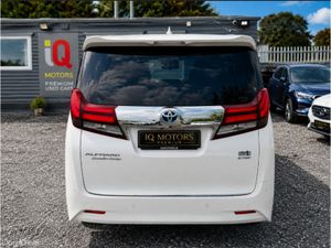 Toyota Alphard Executive Lounge 2.5 Petrol Hybrid - Image 4
