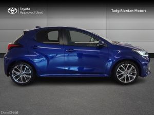 Toyota Yaris HYBRID 1.5 PLATINUM - Image 3