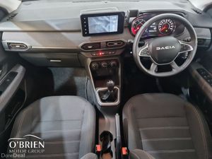 Dacia Sandero Stepway TCe 90 STEPWAY Expression - Image 2