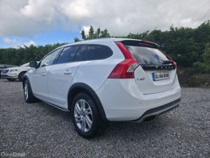 2017 Volvo V60 Cross Country D4 SE Automatic - Image 3