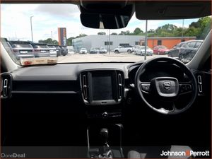 Volvo XC40 D3 150bhp - Image 2