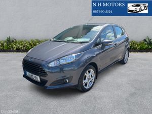 Fiesta 2014 ZETEC 1.25 A/C 1 OWNER FROM NEW - Image 4