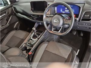Nissan Qashqai 1.3 SV PREMIUM LOW KM - Image 3