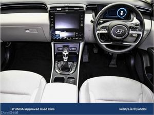 Hyundai Tucson 2WD Executive w.2 Tone Roof - Image 4