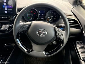Toyota C-HR 2020 G 1.8 Hybrid *Top spec* - Image 4