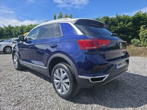 2020 Volkswagen T-Roc - Image 3