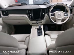 Volvo XC60 Plus Model | Bright Theme | Plug in Hyb - Image 4