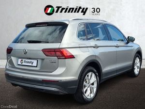 Volkswagen Tiguan ** 4 MOTION ** HIGHLINE ** AUTO - Image 3