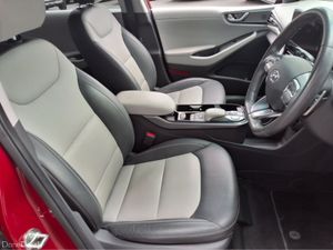 Hyundai IONIQ EV PREMIUM ** VERY LOW KMS ** NCT 05 - Image 4