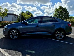 2017 RENAULT MEGANE 1.5D SIGNATURE NAV HUGE SPEC - Image 3