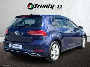 Volkswagen Golf ** HIGHLINE ** HUGE SPEC ** LOW KM - Image 3