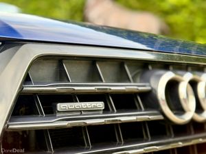 Audi Q7 50 TDI S LINE BLACK EDT - Image 3