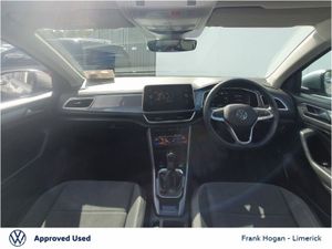 Volkswagen T-Roc 1.5 TSI 150HP DSG Style +  Call E - Image 2