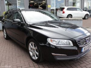 2.0T5 CLASSIC 5DR ESTATE AUTO // HARMAN KARDON SOU - Image 2