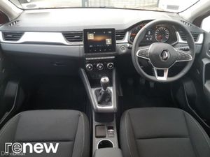 Renault Captur TCe 100 Iconic Petrol - Image 2