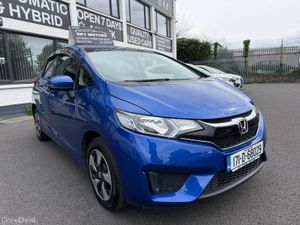2017 Honda JAZZ/ Fit 1.5 Hybrid Auto,50K KM - Image 4