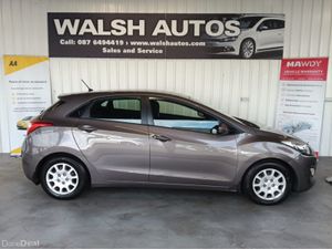 Hyundai i30 1.4 DSL CLASSIC 4DR - Image 4