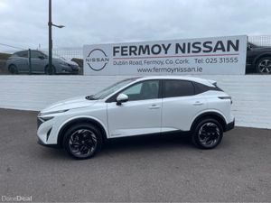 Nissan Qashqai SALE NOW ON SV Premium Hybrid - Image 4
