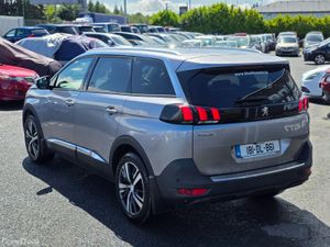 Peugeot 5008 Allure Manual 1.5 Diesel 7 Seater - Image 3