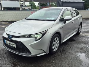 2020 Toyota Corolla 1.8 Hybrid AUTO Luna - Image 3