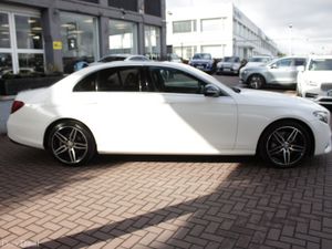 E220D AVANTGARDE AMG 4DR SALOON AUTOMATIC // STUNN - Image 3