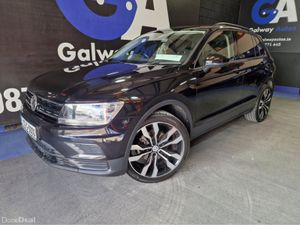 Volkswagen Tiguan TECHNOLOGY 2.0TDI **UPGRADED 20" - Image 4