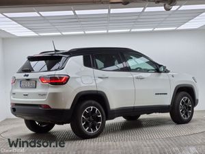 Jeep Compass Trailhawk AWD Phev - Image 3