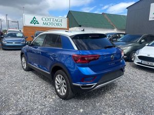 Volkswagen T-Roc 1.5 Petrol Auto *LOW MILEAGE* - Image 4