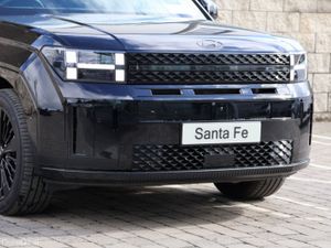 Hyundai Santa Fe Calligraphy , Plug-in Hybrid, Ava - Image 4