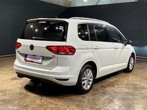 Volkswagen Touran 1.4 TSI HIGH LINE MPV 7 SEATER - - Image 4