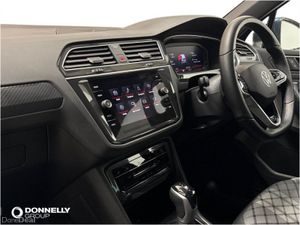 Volkswagen Tiguan Estate Special Edition R-Line Ed - Image 2