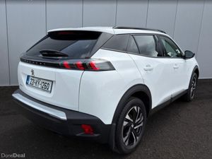 Peugeot 2008 ALLURE 1.2 100 4DR - Image 4