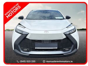 Toyota C-HR PHEV SPORT - Image 2
