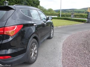 Hyundai Santa Fe 2.2 CRDi 4WD, 2013 (7 Seater) - Image 3