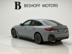 BMW i4 35 M-SPORT PRO=ONLY 14000 MILES//HUGE SPEC/ - Image 3