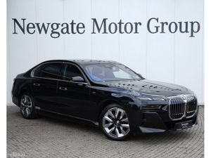 BMW i7 7AMJ 4DR - Image 4