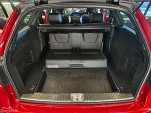 2014 Mercedes-Benz E-Class  CLASSIC SPORT 7 Seat - Image 4