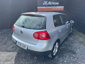 Volkswagen Golf 1.4 SPORT 80BHP - Image 4