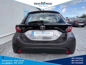 Toyota Yaris 1.0 LUNA 4DR - Image 3
