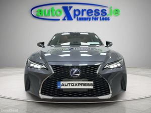 Lexus IS Panoramic Sunroof VERSION L - Image 3