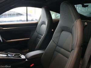 Porsche 911 Carrera - Image 2