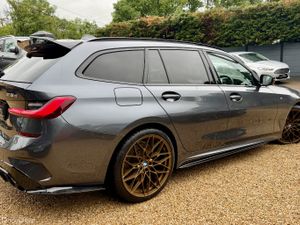 2020 BMW 318D M-Sport Wagon 😍 - Image 2